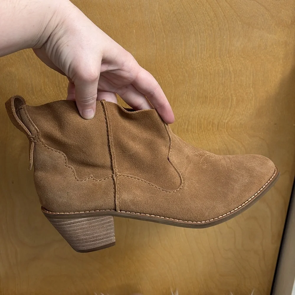 Kelsi Dagger Brooklyn Kamper Suede Booties Western Style Size 11
